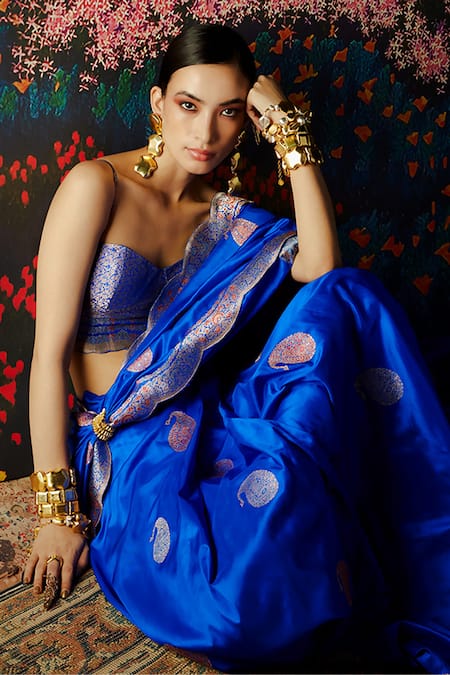 Buy Ekaya Banaras Blue Silk Paisley Motifs Handwoven Saree With Unstitched Blouse Fabric Online at Aza Fashions Buy_Ekaya Banaras_Blue Silk Paisley Motifs Handwoven Saree With Unstitched Blouse Fabric _Online_at_Aza_Fashions