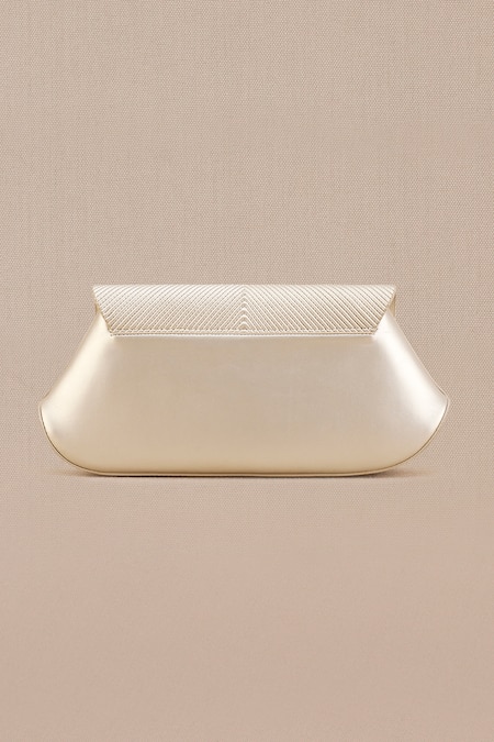 Buy_Ampm_Off White Azra Abstract Pattern Clutch _Online_at_Aza_Fashions