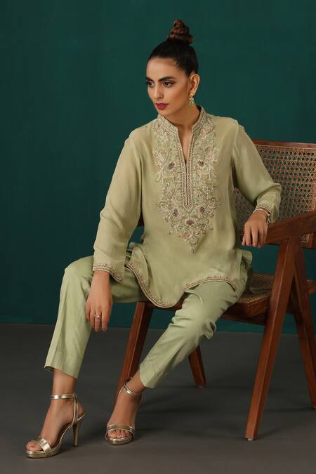 Minaki Green Cotton Embroidery Mandarin Collar Placket Kurta With Trouser Online at Aza Fashions Minaki_Green Cotton Embroidery Mandarin Collar Placket Kurta With Trouser _Online_at_Aza_Fashions