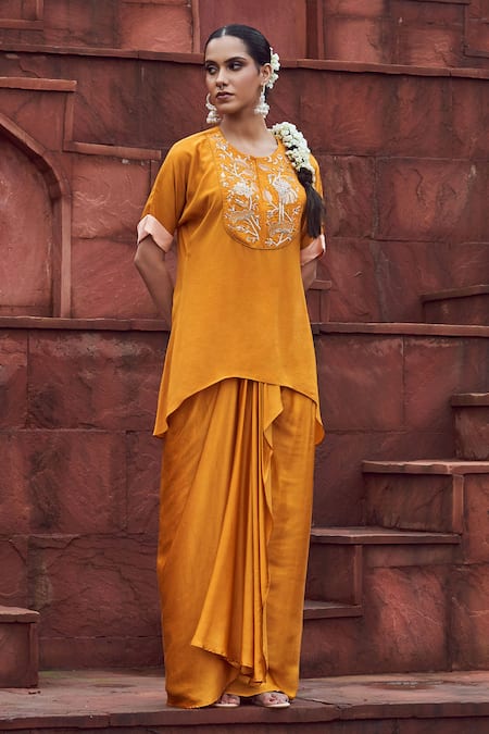 Megha Pitti_Yellow Bamboo Embroidery Round Neck Top And Dhoti Skirt Set _Online_at_Aza_Fashions