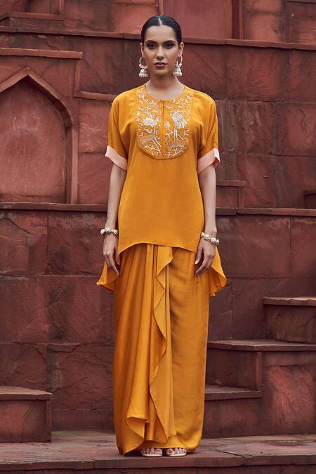 Buy_Megha Pitti_Yellow Bamboo Embroidery Round Neck Top And Dhoti Skirt Set _Online_at_Aza_Fashions