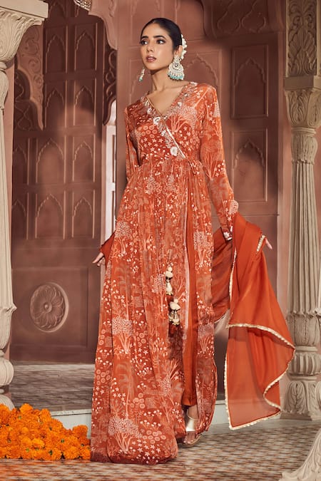 Megha Pitti_Orange Bamboo Sequins, Embroidery V-neck Floral Hand Anarkali Set _at_Aza_Fashions
