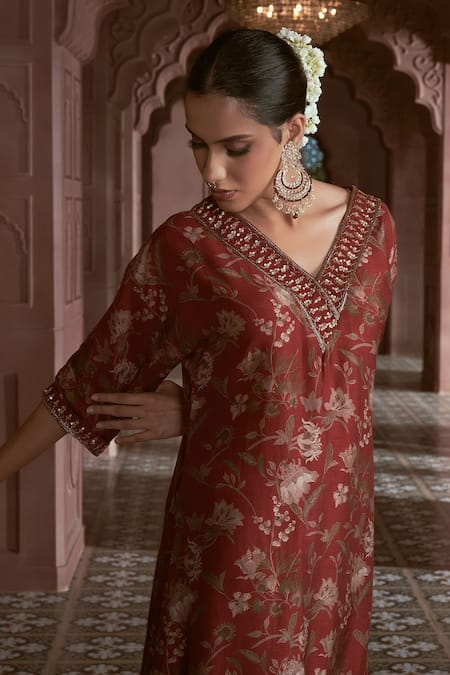 Shop_Megha Pitti_Maroon Sequins, Embroidery V-neck Floral Pattern Kurta And Pant Set _Online_at_Aza_Fashions