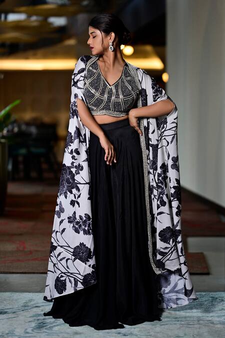 Black & White Party Wear Ladies Designer Lehenga Choli at Rs 5295 in Mumbai-chantamquoc.vn