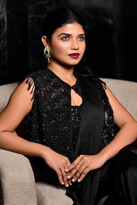 Sayisha_Black Satin Sequins V-neck Crystal Taselled Border Pre-draped Saree With Blouse _Online_at_Aza_Fashions