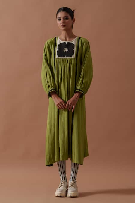 Stoique Green Handwoven Cotton Printed Handblock Round Floral Hand Dress 