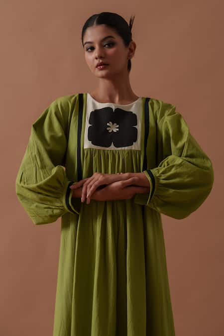 Buy_Stoique_Green Handloom Cotton Embroidery Round Neck Floral Hand Block Print Dress _Online_at_Aza_Fashions