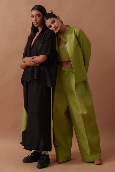 Stoique_Green Handloom Cotton Collared Sunflower Elongated Jacket _Online_at_Aza_Fashions