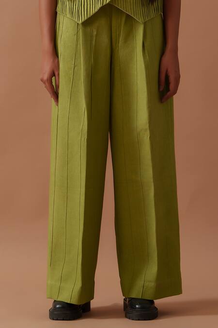 Buy_Stoique_Green Handloom Cotton Sunflower Boxy Fit Pintucked Pant _Online_at_Aza_Fashions
