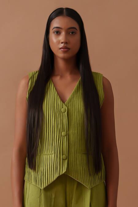 Buy Stoique Green Handloom Cotton V-neck Sunflower Pleated Waistcoat Online at Aza Fashions Buy_Stoique_Green Handloom Cotton V-neck Sunflower Pleated Waistcoat _Online_at_Aza_Fashions