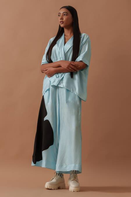 Stoique_Blue Mysore Silk Bloom Applique Gunpowder Blossom Flared Pant _at_Aza_Fashions