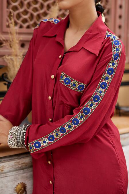 Nimbu Mirchi_Maroon Crepe Embroidery Collared Shirt Kurta And Harrem Pant Set _Online_at_Aza_Fashions