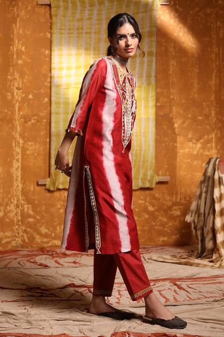 Buy Shivani Bhargava Maroon Handloom , Chanderi, Embroidery, Beads, Tie Dye Kurta Set Online at Aza Fashions Buy_Shivani Bhargava_Maroon Handloom , Chanderi, Embroidery, Beads, Tie Dye Kurta Set _Online_at_Aza_Fashions