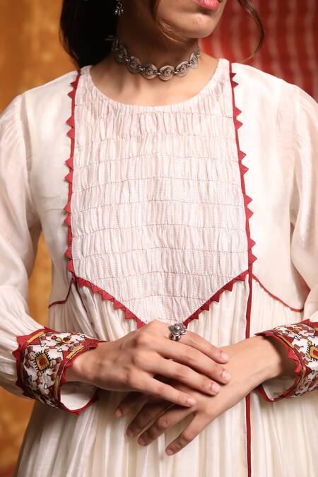 Shivani Bhargava_Ivory Handloom Cotton, Linen, Chanderi Embroidery, Gathered Anarkali Set _Online_at_Aza_Fashions