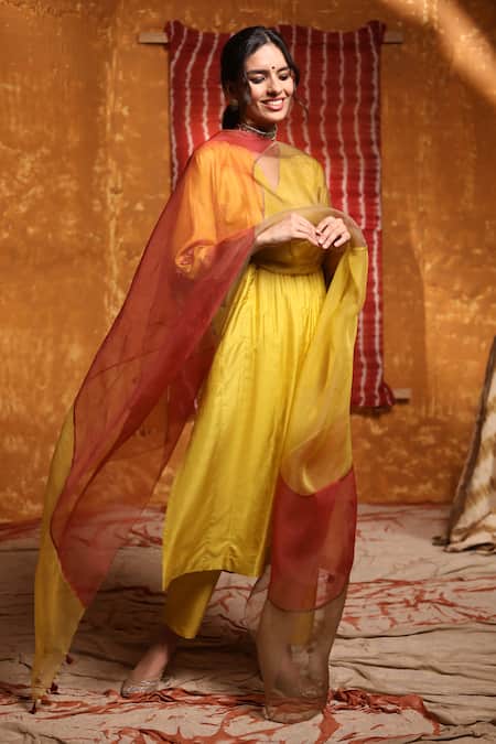 Buy Shivani Bhargava Multi Color Handloom Cotton Tassels Block Panelled Dupatta Online at Aza Fashions Buy_Shivani Bhargava_Multi Color Handloom Cotton Tassels Block Panelled Dupatta _Online_at_Aza_Fashions