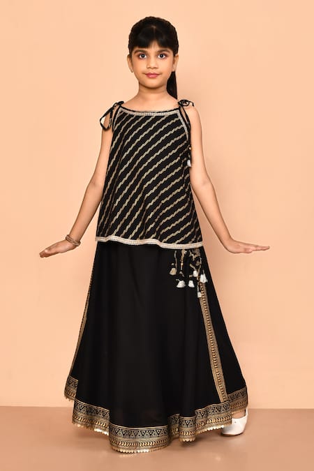 Samyukta Singhania Printed Top & Flared Skirt Set 