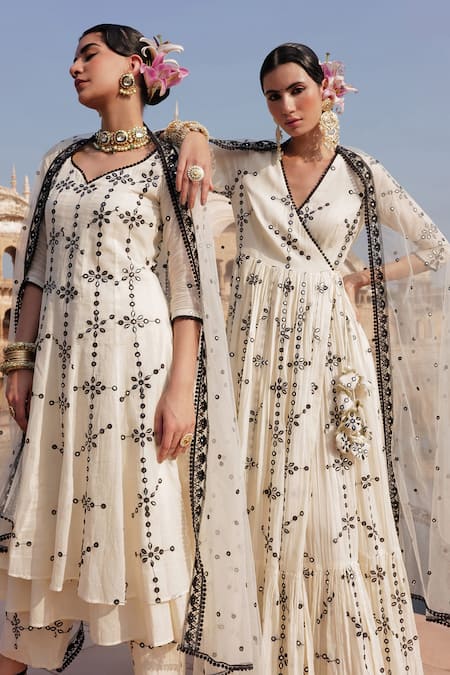 Preevin Floral Mirror Embroidered Angarakha With Dupatta 