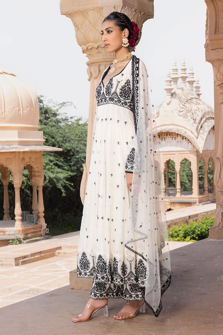 Preevin Floral Mirror Embroidered Anarkali Pant Set 