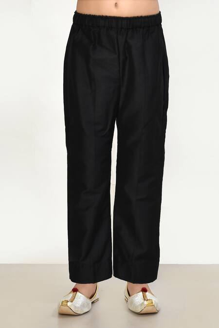 Petite Pomme_Black Cotton, Silk Piping Yuvraaj Placement Embroidered Sherwani Set _at_Aza_Fashions