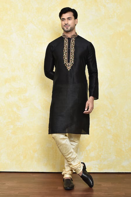 Samyukta Singhania Dori Work Kurta Set 