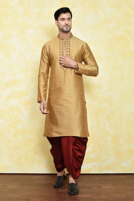 Samyukta Singhania Floral Embroidered Placket Kurta With Dhoti Pant 
