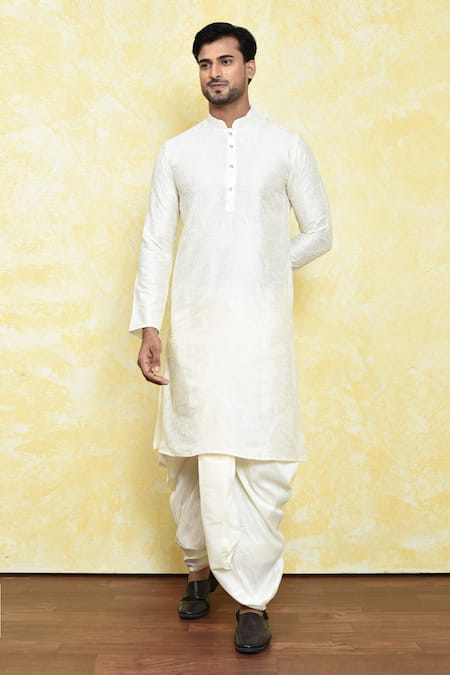 Samyukta Singhania Bloom Embroidered Kurta With Dhoti Pant 