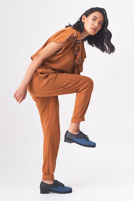 Cross A Line_Brown Cotton, Linen Tenley Solid Trouser _Online_at_Aza_Fashions