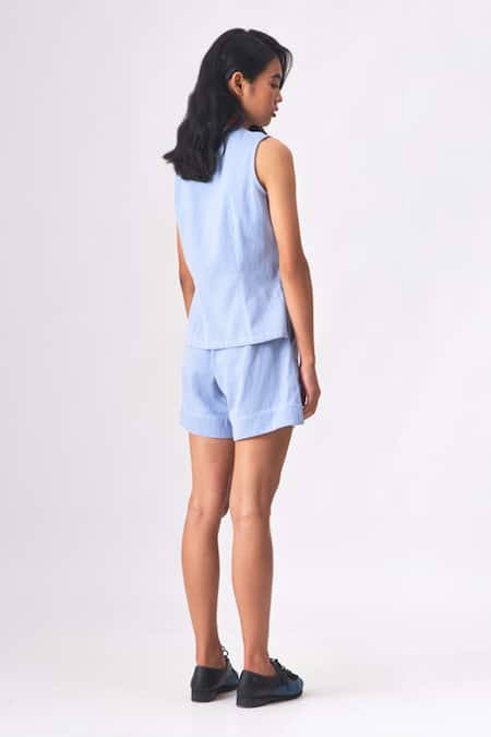Cross A Line Yusra High-Low Top With Shorts 