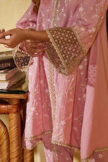 Mulmul_Pink 100% Pure Mulmul Embroidery Avira Kurta Set With Arfi Dupatta _Online_at_Aza_Fashions