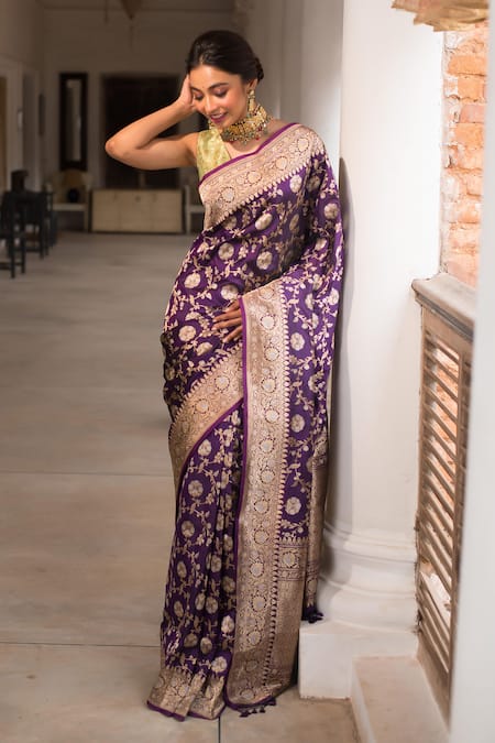 Buy online Tansui Silk saree with Gold zari woven border and rich Pallu -  Violet-AF709