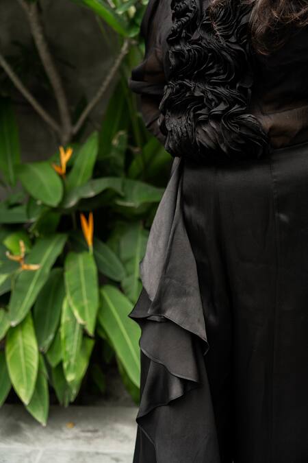 Aakansha Gupta Black Organza, Satin Mandarin Collar Florence Ruffle Jumpsuit With Bustier at Aza Fashions Aakansha Gupta_Black Organza, Satin Mandarin Collar Florence Ruffle Jumpsuit With Bustier _at_Aza_Fashions