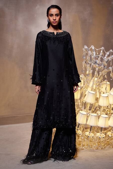 Divya Aggarwal_Black Chanderi Silk Embellished Feather Notched Zuri Kurta And Sharara Set _Online_at_Aza_Fashions