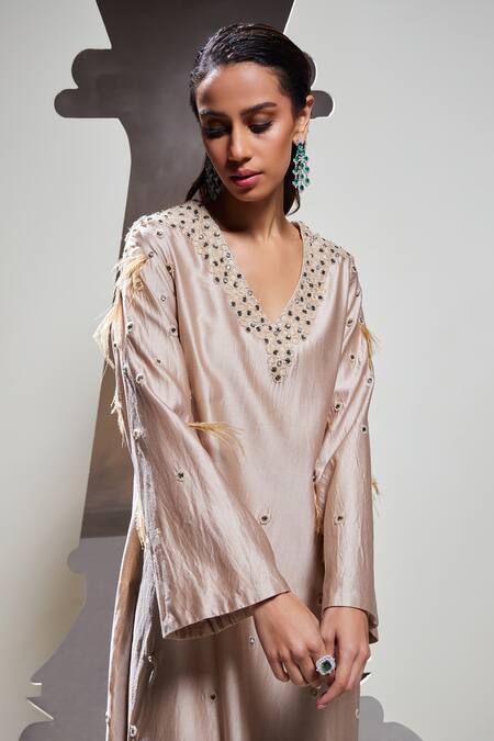 Buy_Divya Aggarwal_Beige Chanderi Silk Embellished Feather V Neck Dara Kurta And Sharara Set _Online_at_Aza_Fashions
