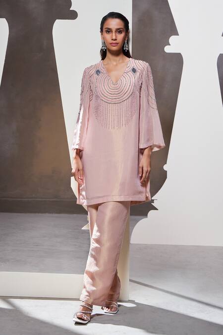 Divya Aggarwal_Pink Tissue Organza Hand Embellished V Neck Hera Kurta And Pant Set _Online_at_Aza_Fashions