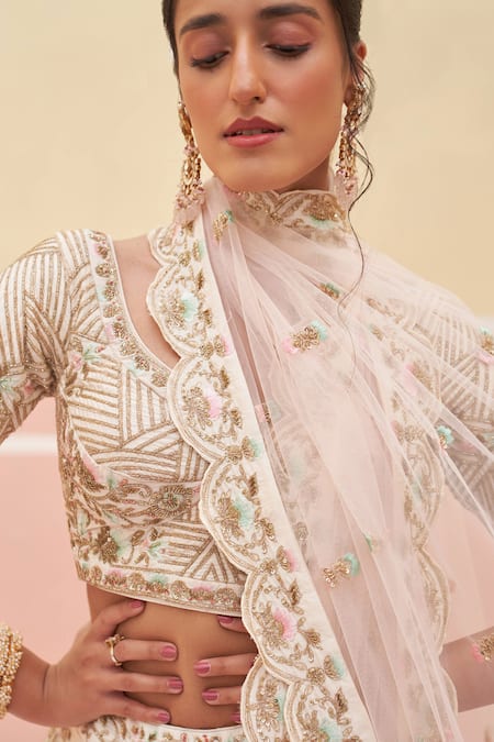 Shop Angad Singh Ivory Silk, Chiffon Embroidery, Sequins, Zari Thread Zardozi Bridal Lehenga Set Online at Aza Fashions Shop_Angad Singh_Ivory Silk, Chiffon Embroidery, Sequins, Zari Thread Zardozi Bridal Lehenga Set _Online_at_Aza_Fashions