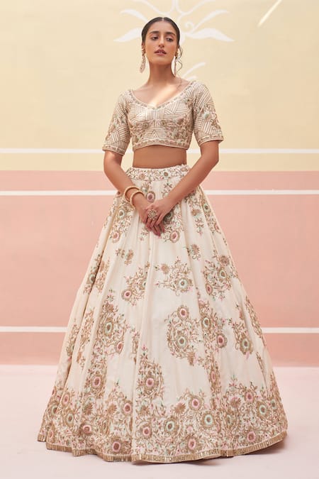 Angad Singh Ivory Silk, Chiffon Embroidery, Sequins, Zari Thread Zardozi Bridal Lehenga Set at Aza Fashions Angad Singh_Ivory Silk, Chiffon Embroidery, Sequins, Zari Thread Zardozi Bridal Lehenga Set _at_Aza_Fashions