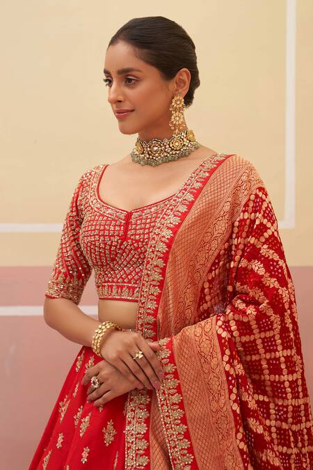Shop Angad Singh Red Silk, Crepe Sequins, Embroidery, Zari Vintage Zardozi Bridal Lehenga Set Online at Aza Fashions Shop_Angad Singh_Red Silk, Crepe Sequins, Embroidery, Zari Vintage Zardozi Bridal Lehenga Set _Online_at_Aza_Fashions