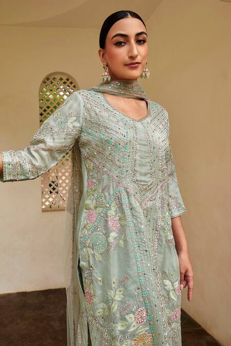 Osaa By Adarsh_Green Organza Embroidery, Zari Round Neck Floral Vine Zardozi Kurta Pant Set_Online_at_Aza_Fashions