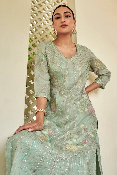 Buy_Osaa By Adarsh_Green Organza Embroidery, Zari Round Neck Floral Vine Zardozi Kurta Pant Set_Online_at_Aza_Fashions