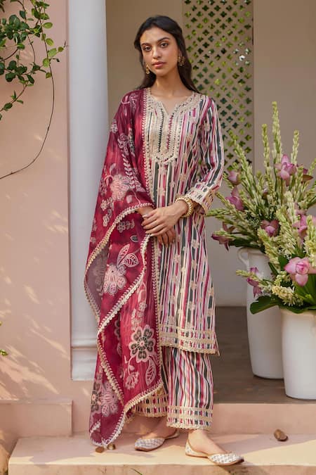 Mulmul Pink 100% Pure Mulmul Printed Striped Notched Avasa Kurta Pant Set 