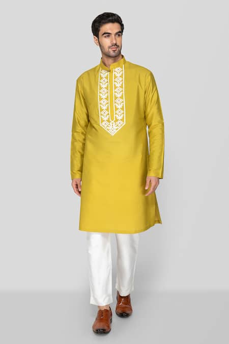 Sanjev Marwaaha Green Cotton Silk Embellished 3d Applique Floral Pattern Kurta With Pant 