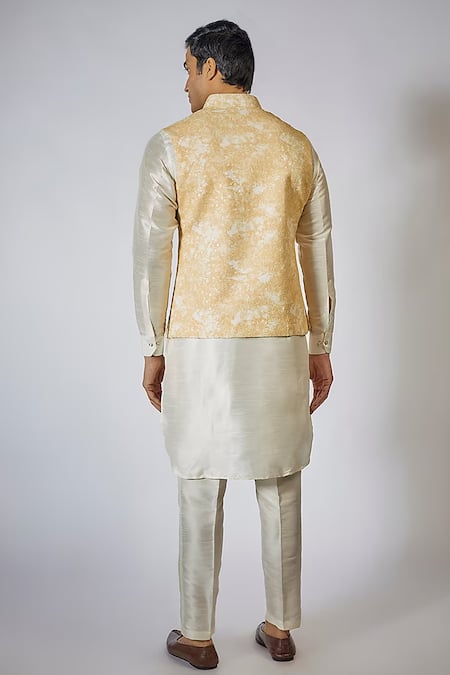 Shop_Rng Safawala_Yellow Silk, Cotton Embroidery, Sequins Abstract Print Bundi Kurta Set _at_Aza_Fashions