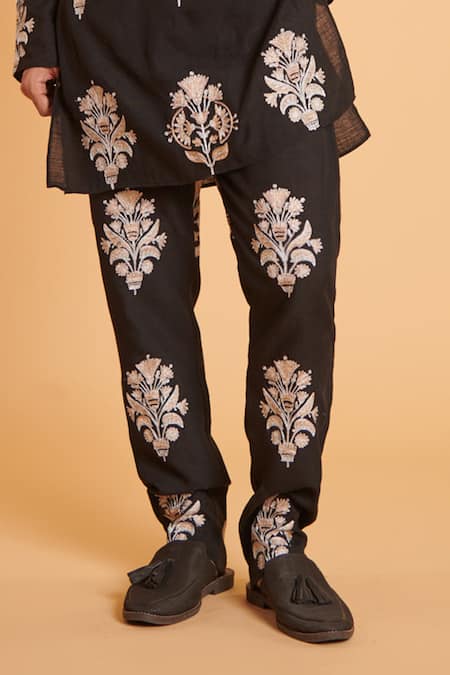 Siddartha Tytler_Black Linen Embroidery, Applique Aari Work Kurta With Pant _Online_at_Aza_Fashions