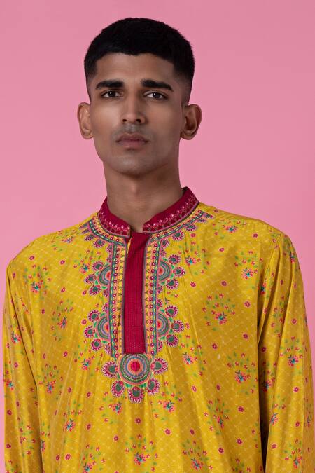 Siddhartha Bansal_Yellow Chanderi, Cotton Embroidery Floral Print Kurta With Pant _at_Aza_Fashions