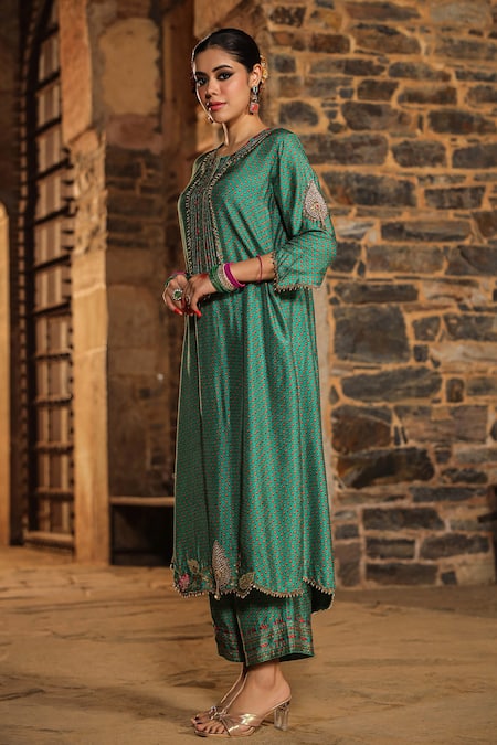 Label Niti Bothra_Blue Silk, Organza Pearls, Embroidery Round Neck Cheent Print And Kurta Pant Set _at_Aza_Fashions