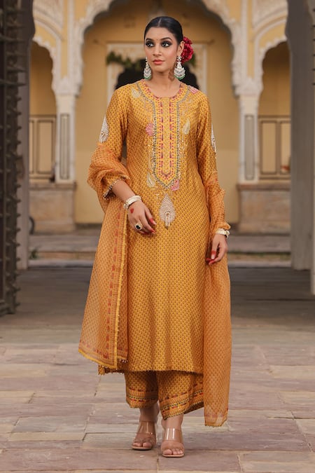 Buy_Label Niti Bothra_Yellow Silk, Organza Applique, Pearls Round Motif Embroidered Kurta Pant Set _Online_at_Aza_Fashions