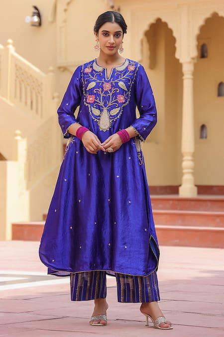 Label Niti Bothra Blue Pure Banarasi Spun Silk Embroidered Pearl And Resham Kurta & Palazzo Set 