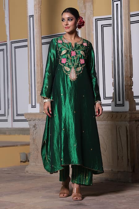 Label Niti Bothra Resham Embroidered Yoke Kurta & Palazzo Set 