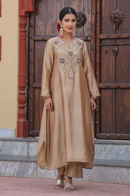 Label Niti Bothra Beige Silk Pearls, Zari Split V-neck Embroidered Yoke Kurta And Palazzo Set Online at Aza Fashions Label Niti Bothra_Beige Silk Pearls, Zari Split V-neck Embroidered Yoke Kurta And Palazzo Set_Online_at_Aza_Fashions