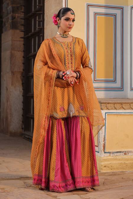 Label Niti Bothra_Yellow Silk Pearls, Zari Split V-neck Tikki And Work Kurta Sharara Set _at_Aza_Fashions